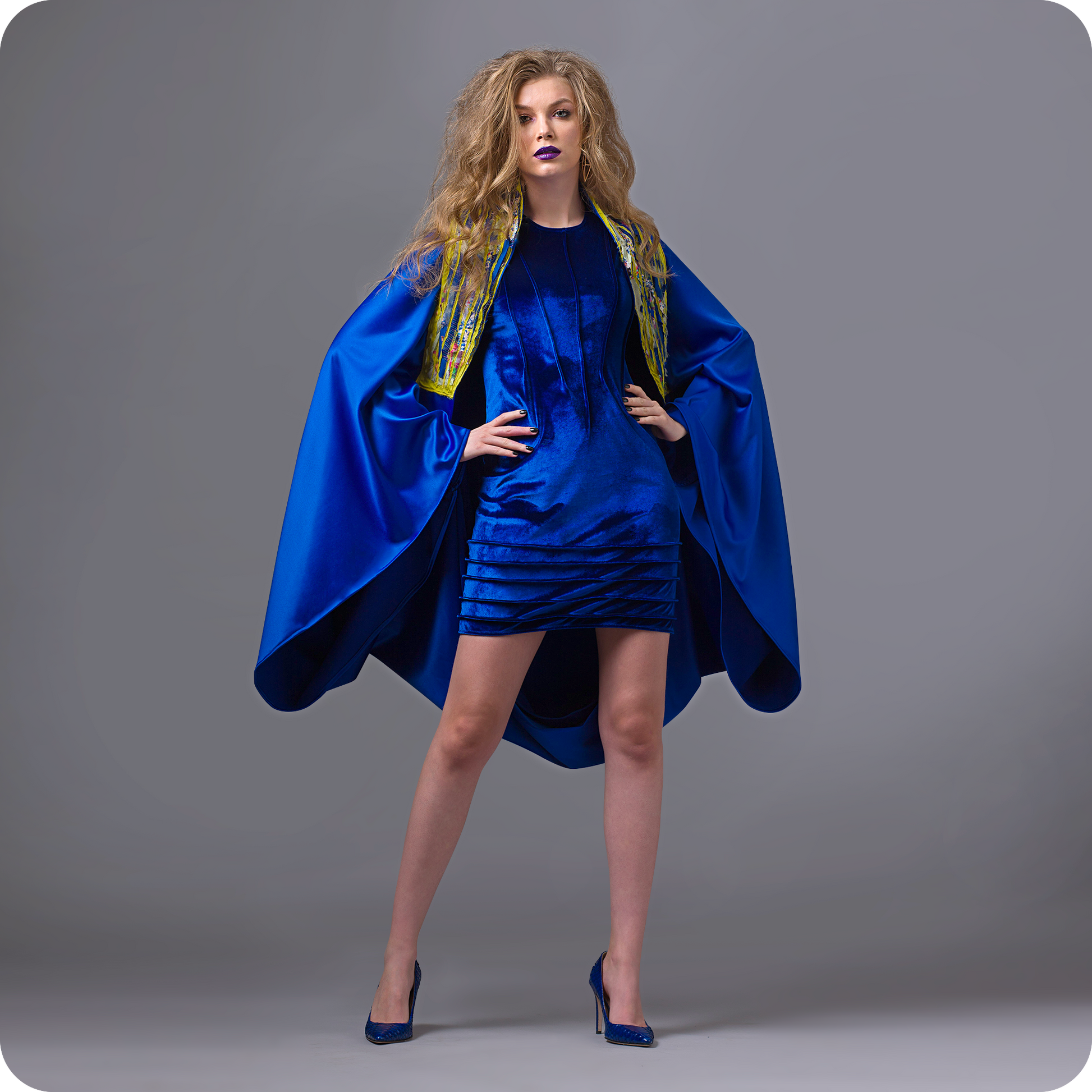 rochie catifea albastra