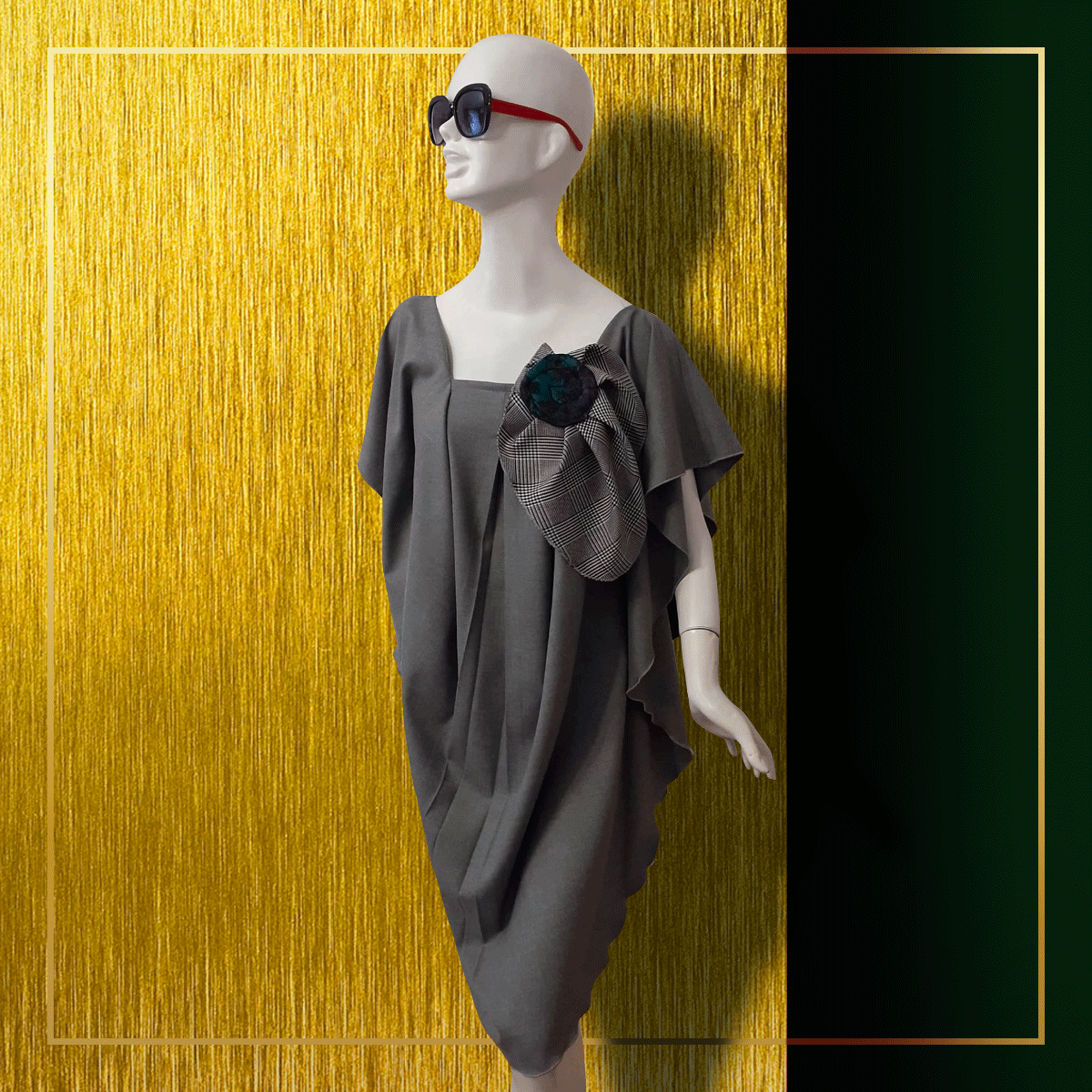 rochie drapata gri eleganta