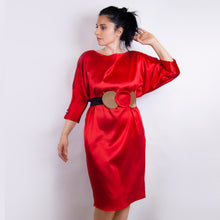Load image into Gallery viewer, Rochie tafta pliuri - Red
